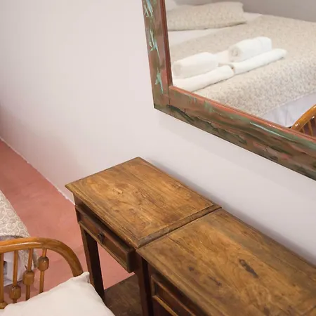 Naxos Art 1 Apartmán *