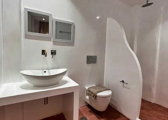 Apartment Naxos Art 1 *